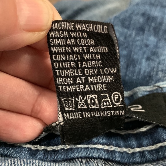 WT-02 Men’s Distressed jeans Sz 36 X 30, good condition some wear deep pockets - Picture 10 of 10